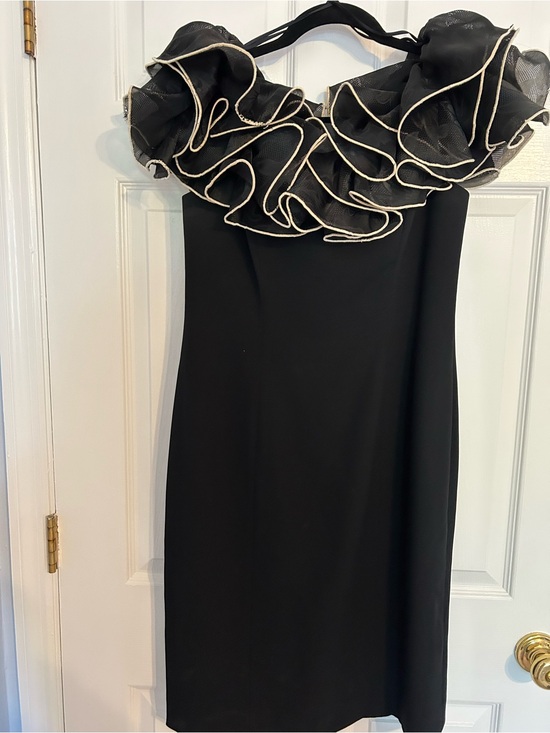 Warren Petites Dresses & Skirts - Warren Petites at Saks Fifth Avenue Vintage Black Dress with Ruffle Neckline